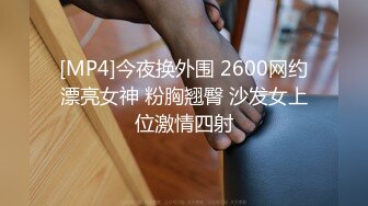 漂亮熟女大姐3P 到底一个一个还是两个一起来 身材苗条被两哥们前后夹击嘴口逼插 最后操的都不想动