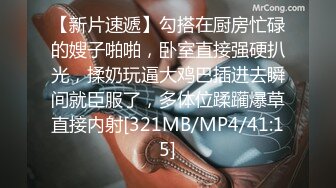 儿子只在老公旁玩弄我的扭曲性癖