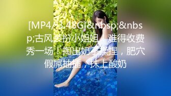 [MP4/ 406M] 良家熟女人妻 在家爱爱自拍 这表情真骚 被无套猛怼 逼大开 里面粉粉嫩嫩