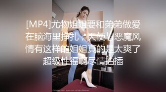 -填满女友的嘴 白领闷骚婊子 舔的花里胡哨 母狗发情了